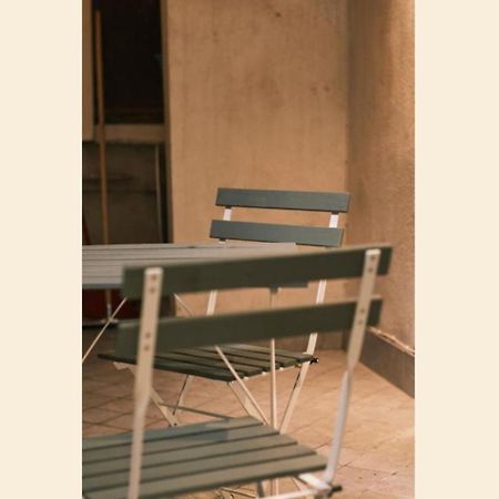 Nespolino, Piccola Casetta In Centro Storico Al Piano Terra Con Piccolo Spazio Esterno Privato Nápoles Exterior foto